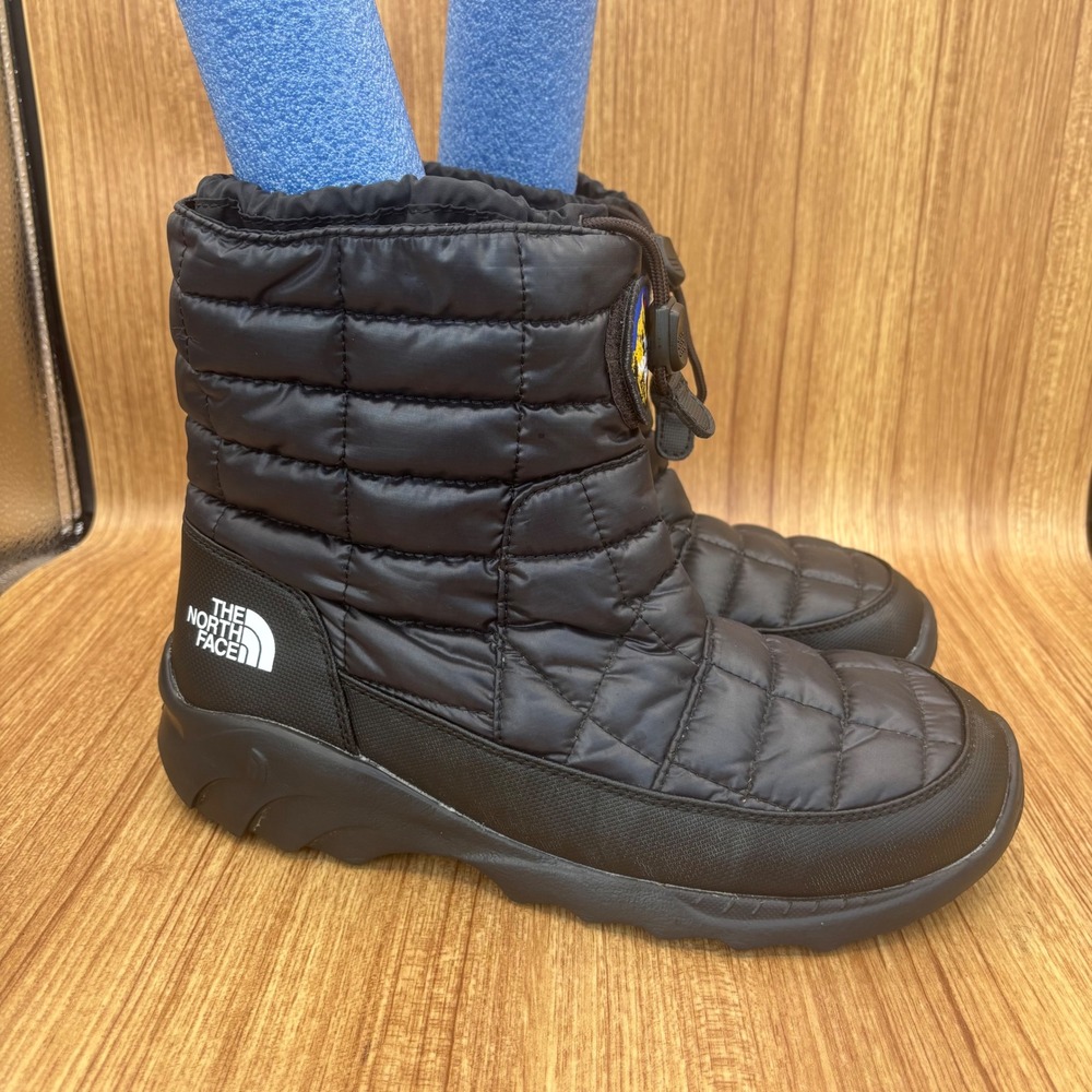 The North Face ThermoBall Traction Bootie Mens 10 Black NF0A47AF Quilted Puffer